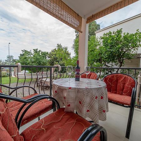 Apartment Marcic บาร์ ภายนอก รูปภาพ