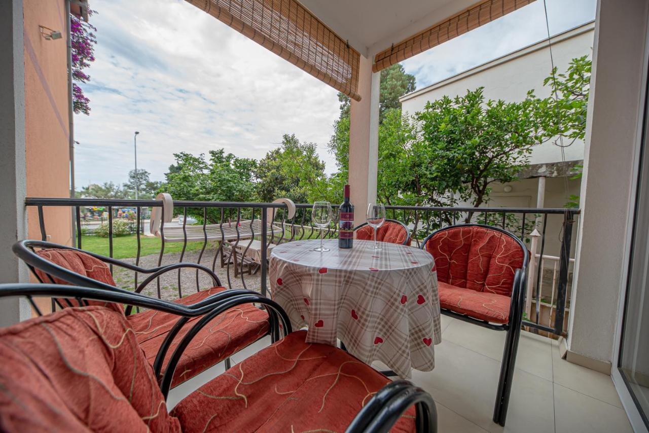 Apartment Marcic บาร์ ภายนอก รูปภาพ