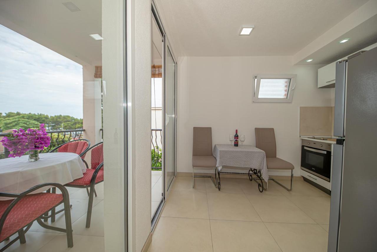 Apartment Marcic บาร์ ภายนอก รูปภาพ