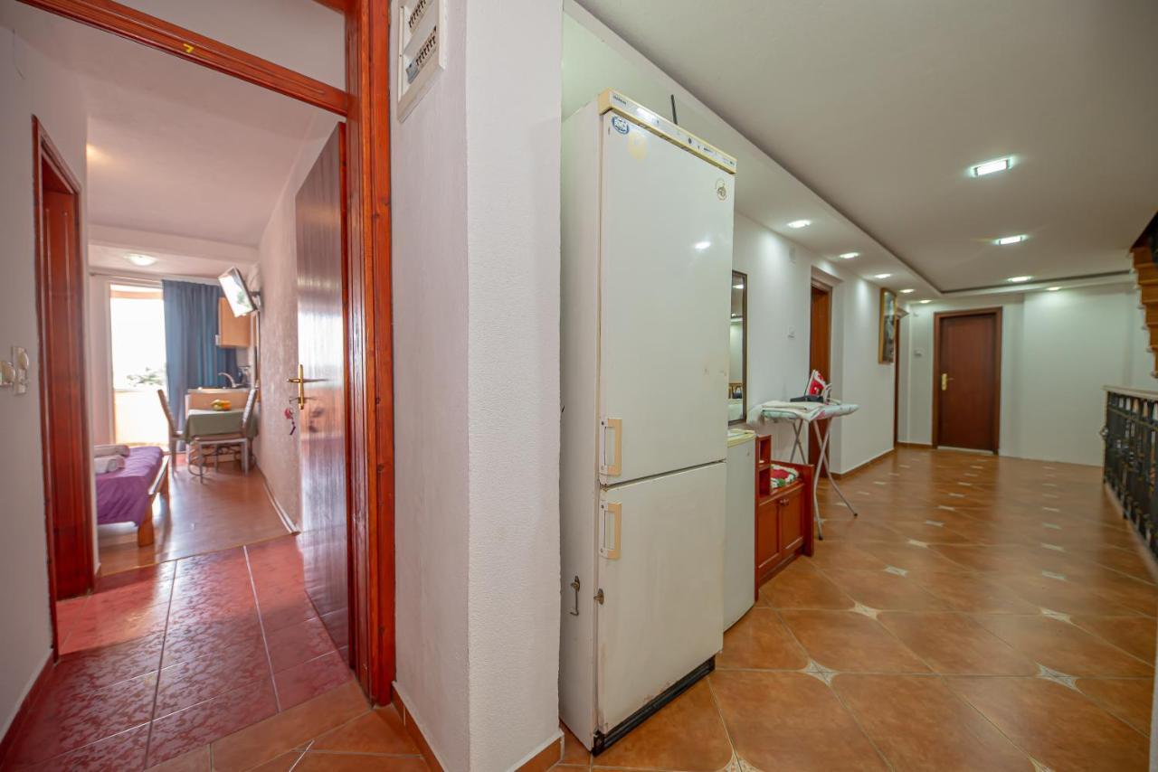 Apartment Marcic บาร์ ภายนอก รูปภาพ